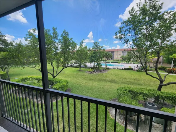 12651 SW 16th Ct APT 211B, Hollywood, FL 33027