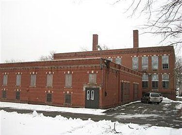 5th image of 2734 Mount Vernon Ave