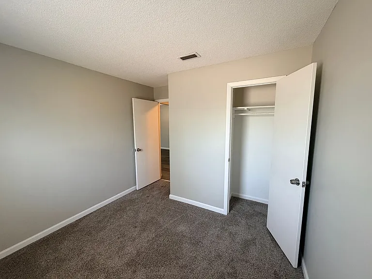 4114 Oak Dr — Photo 17