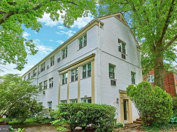 3432 Gunston Rd, Alexandria, VA 22302