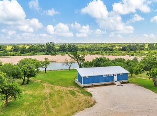 213 Riverside Dr W, Llano, TX 78643