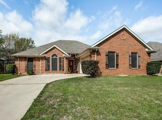 507 Ridgewood St, Lake Dallas, TX 75065