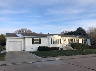 405 Michael Ave, North Platte, NE 69101