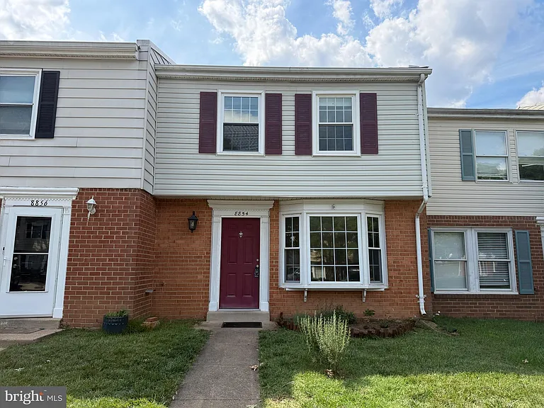 8854 Cherry Oak Ct — Photo 1