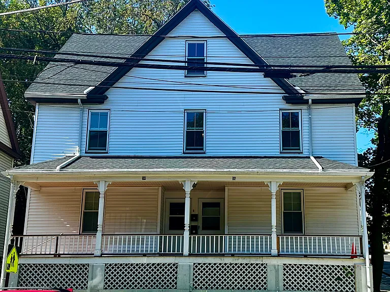 34 Arlington St #34 — Photo 3