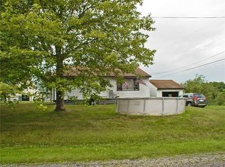 80 Belgium Ln, Chester, WV 26034