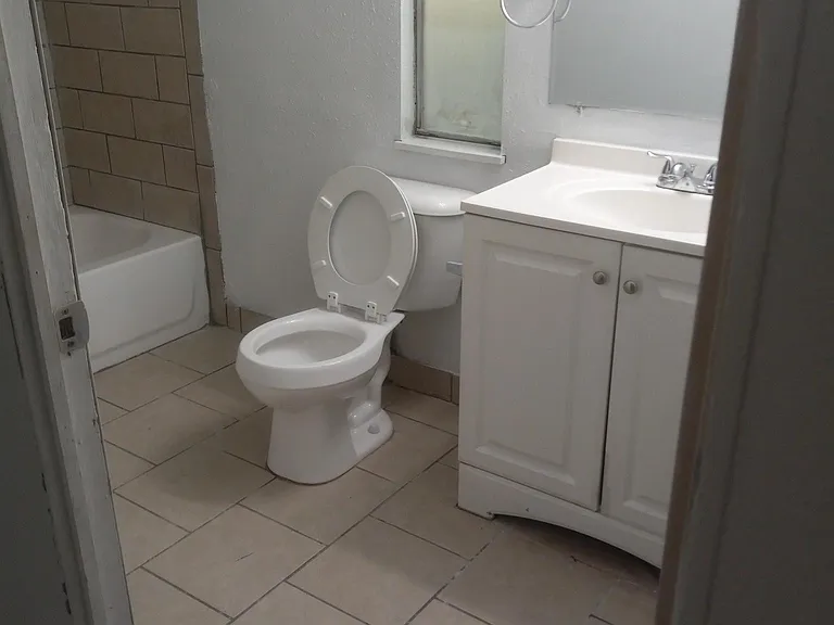 145 Kelly Ln — Photo 8