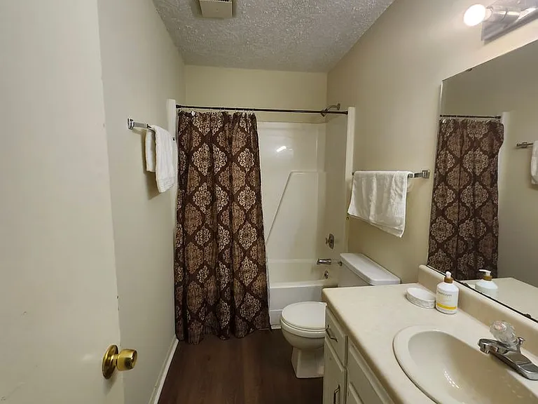 4116 Maple Terrace Ln — Photo 9
