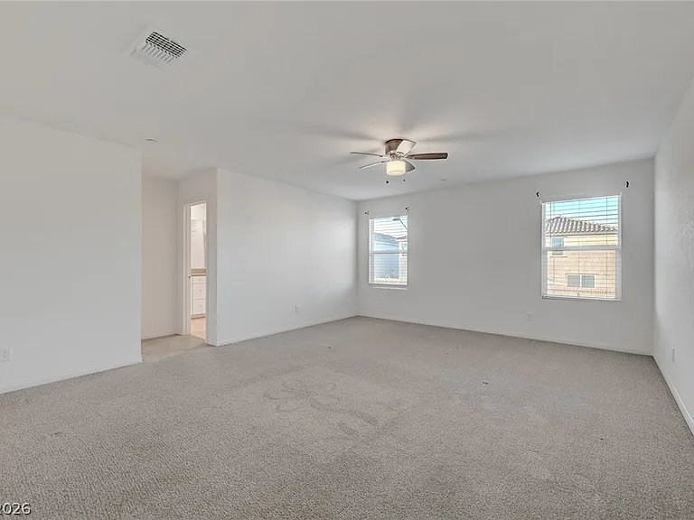 8454 Vacarez Dr — Photo 34