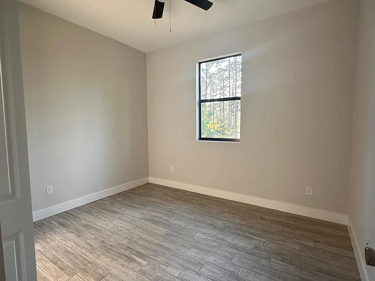 1219 Michael Ave — Photo 18