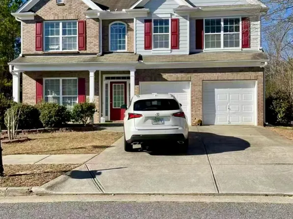1107 Balvaird Dr, Lawrenceville, GA 30045