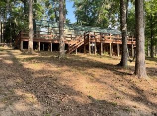 391 Bonnies Ln, Hemphill, TX 75948