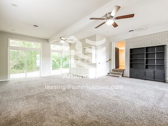 561129_003_living_room_13845116.jpg