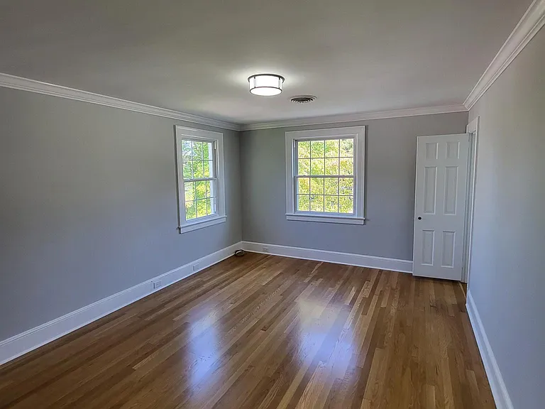 121 Kenilworth Ave — Photo 15