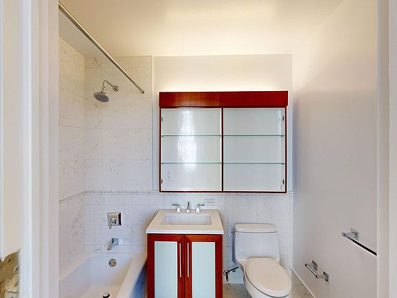 5th image of 795 Columbus Ave APT 11M