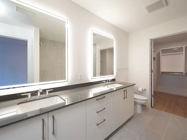 1212 Demonbreun St #1710 — Photo 23