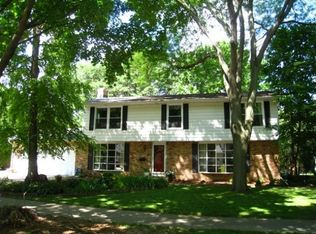 1110 Chapel Hill Rd, Madison, WI 53711