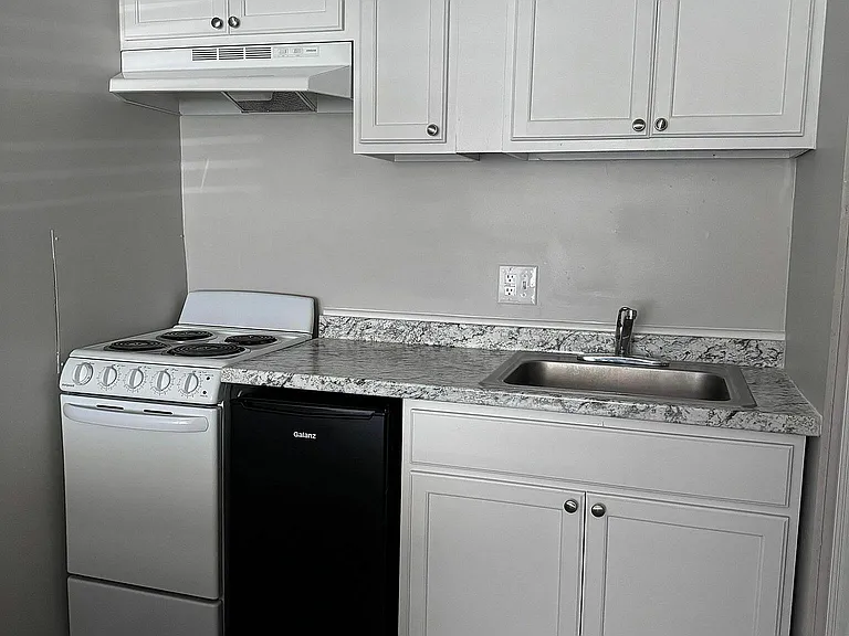 Oakwood Village — Photo 4