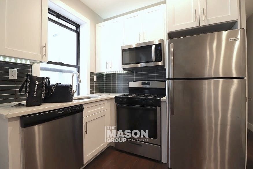 1st image of 66 W 109th St APT 44
