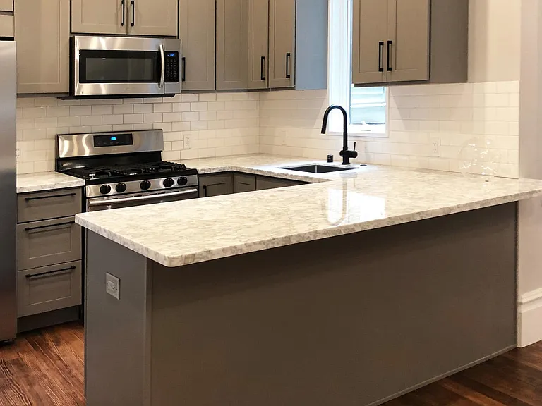991 Greenwich St #991 — Photo 4