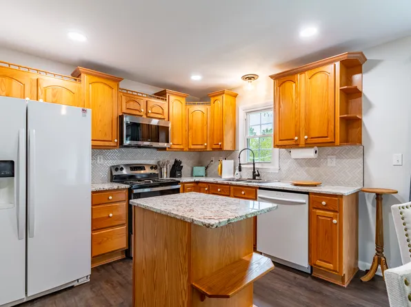 608 Edgefield Ct, Richmond, VA 23227