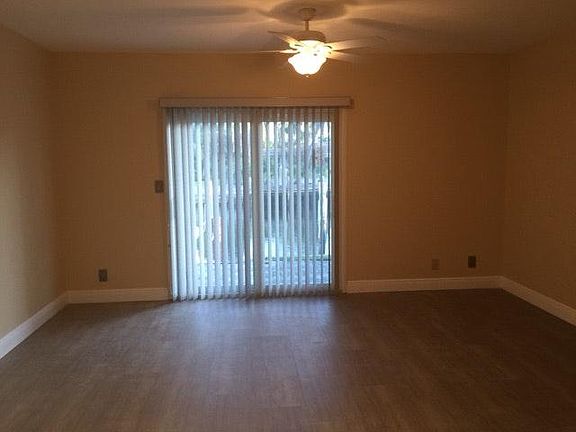 3rd image of 2669 NE 15th St