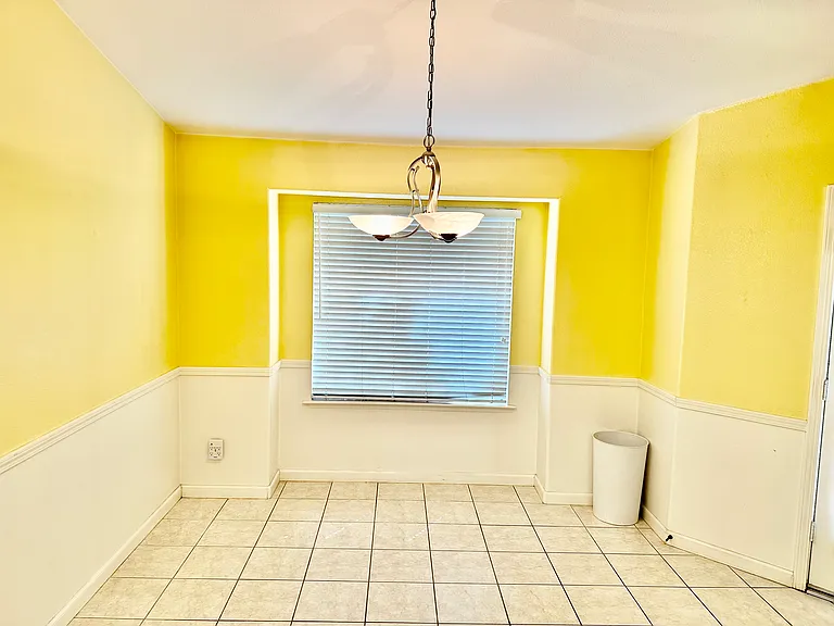 5811 W Fremont Ave — Photo 11