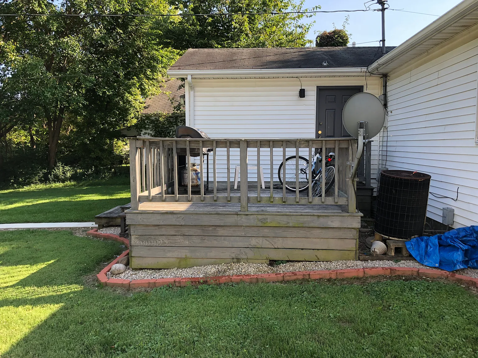 3 bed, 1100 sqft, $1,080 — Photo 3