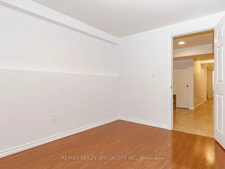84 Tysonville Cir — Photo 9