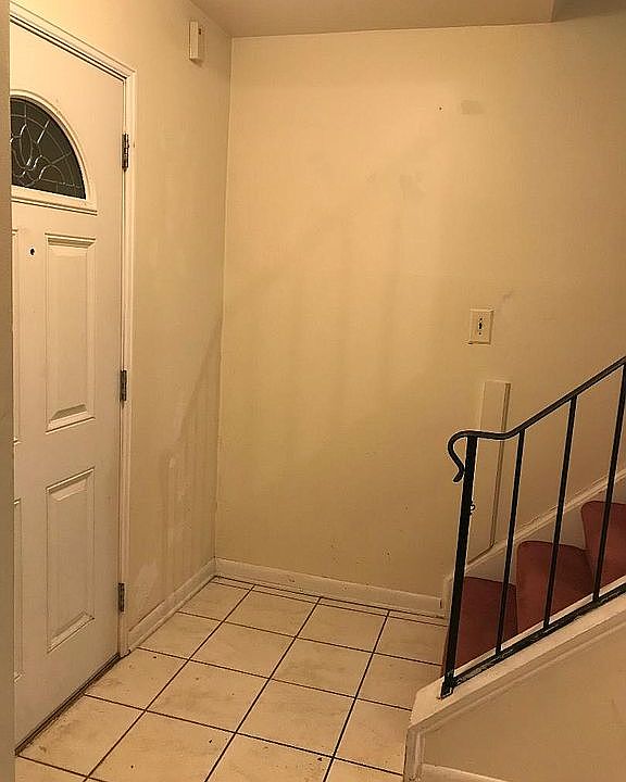 1st image of 5022 Harford Ln