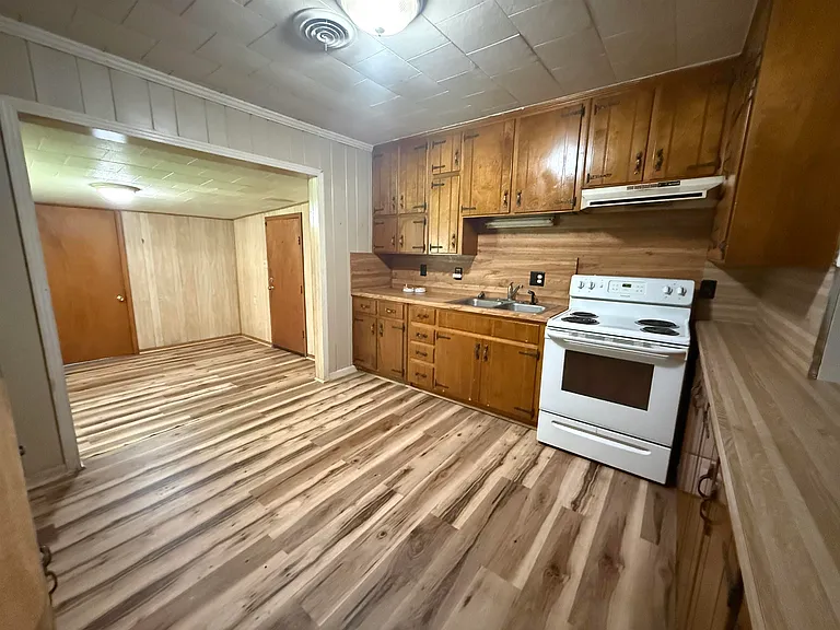 703 Westway Rd #A — Photo 9