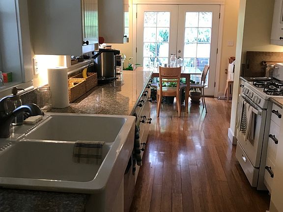 2nd image of 1534 SE Nehalem St
