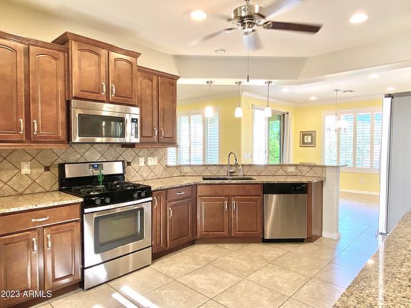 4th image of 27098 W SEQUOIA Drive
