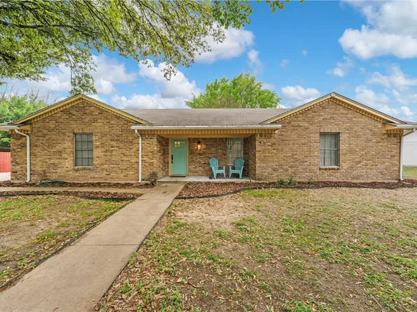 117 Oklahoma Ave, Hewitt, TX 76643