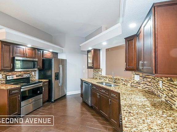 4th image of 7845 Lady Smith Ln