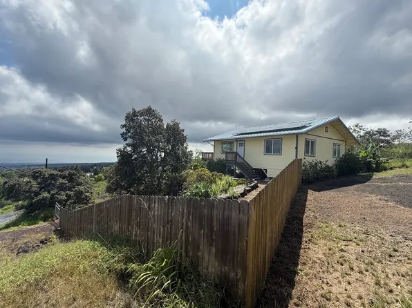 92-8353 Bamboo Ln, Captain Cook, HI 96704