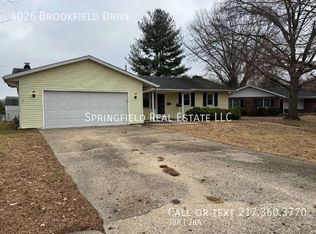 4026 Brookfield Dr, Springfield, IL 62703