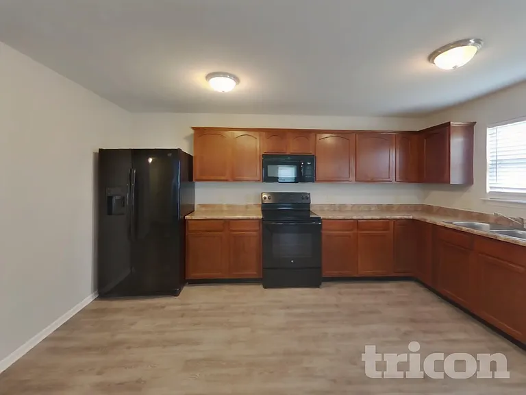 10152 Golden Dr — Photo 5