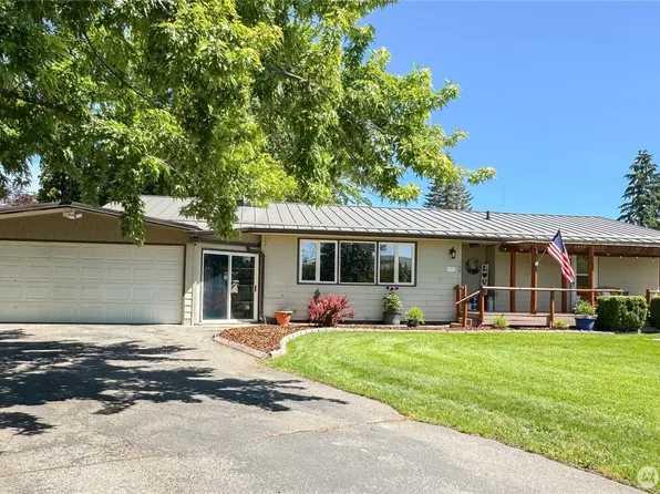 746 Ridge Drive E, Omak, WA 98841