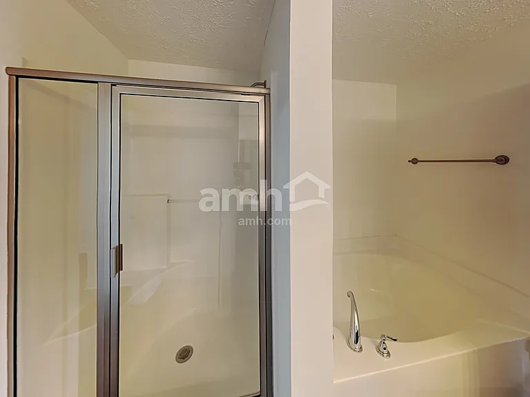 878 Daybreak Dr — Photo 12