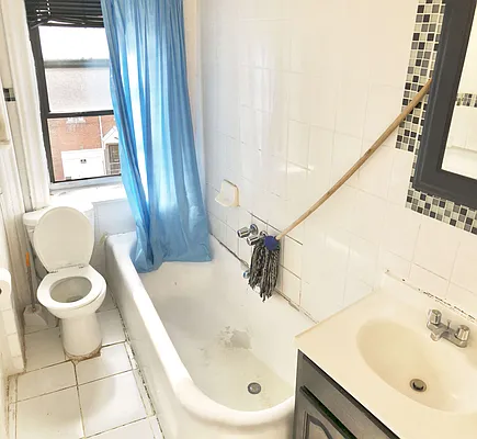 Rented by Uptown Flats LLC | media 20