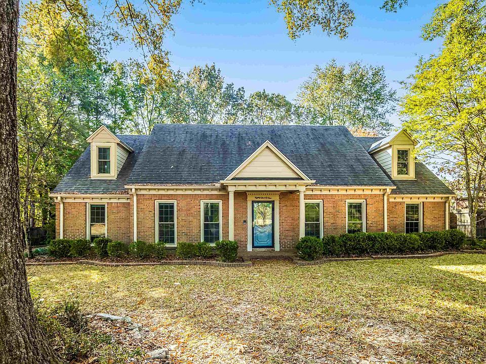 1st image of 8301 Poplar Pike