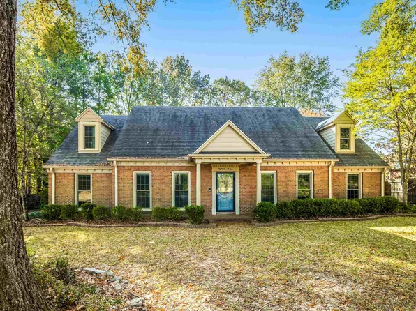 8301 Poplar Pike, Germantown, TN 38138