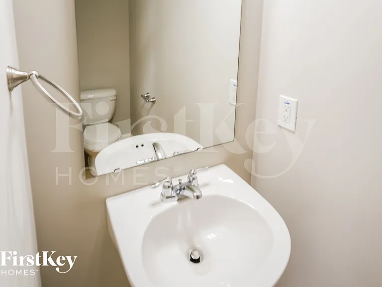 615 Silver Moss Dr — Photo 12