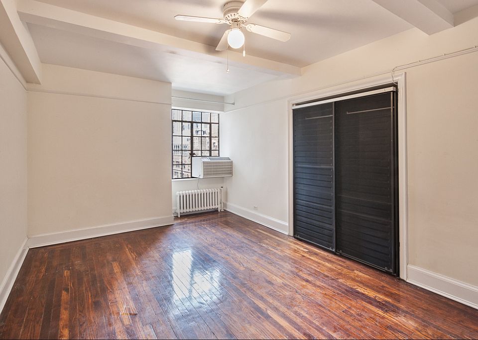 1st image of 5 Tudor City Pl APT 1517