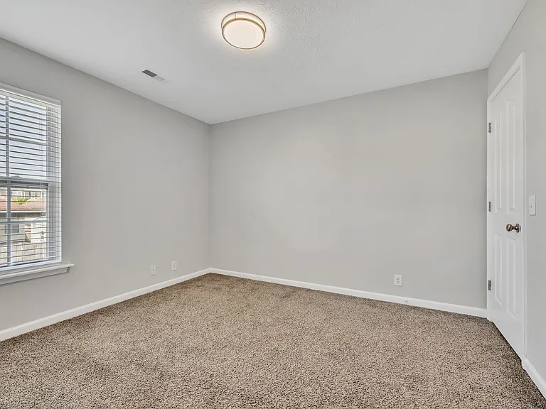 1036 Cheryl Ln — Photo 23