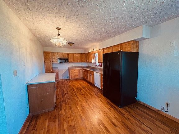 2nd image of 555 Oakley Allons Rd