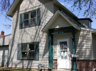 800 16th Ave N, Clinton, IA 52732