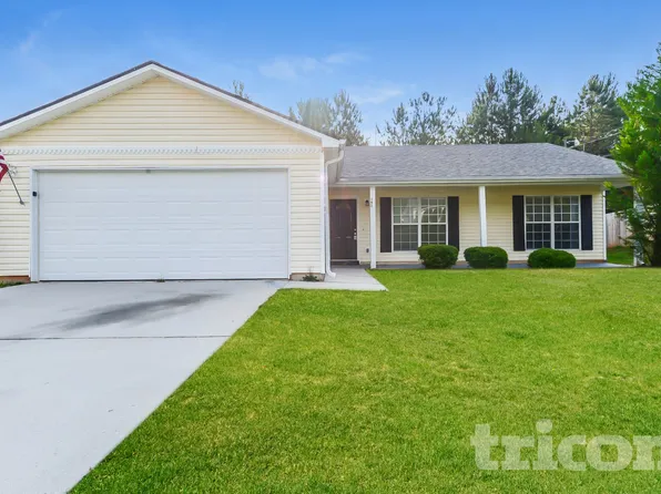 190 Fairclift Dr, Covington, GA 30016