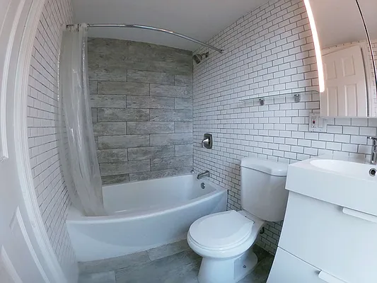 Rented by True Real Estate Group | media 6